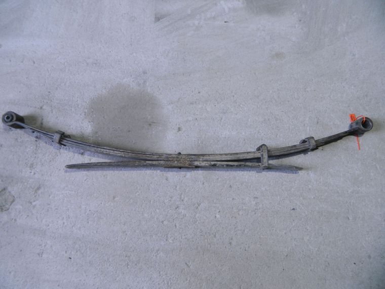 Рессора NISSAN NAVARA D40 Зад (Контрактный) 65243651