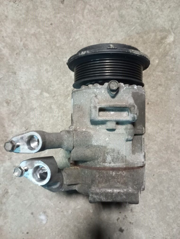 Компрессор кондиционера TOYOTA IPSUM ACM21 2AZFE (Контрактный) 33392603