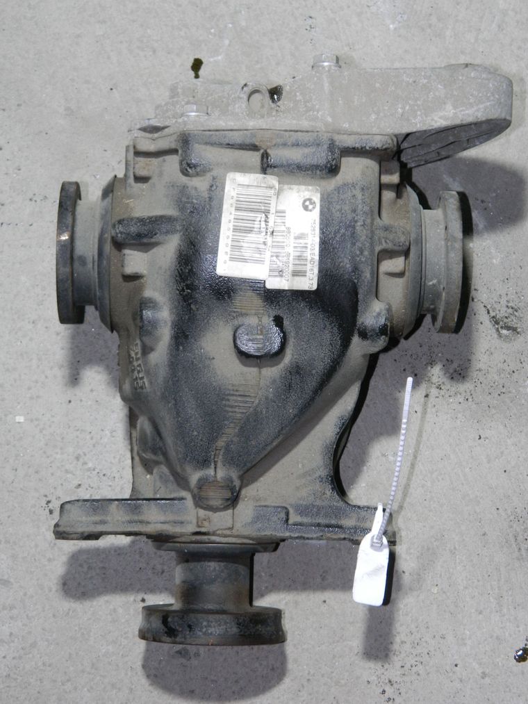 Редуктор BMW 5-Series E60 Перед (Контрактный) 69586006