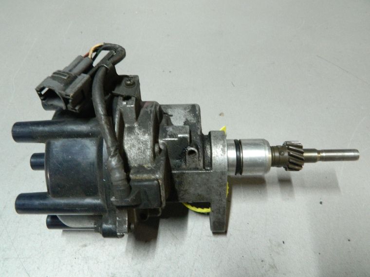 Трамблер TOYOTA 1GGE (Контрактный) 79773815