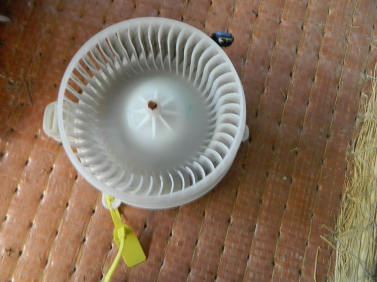 Мотор печки LEXUS IS250GSE20 (Контрактный) 94603930