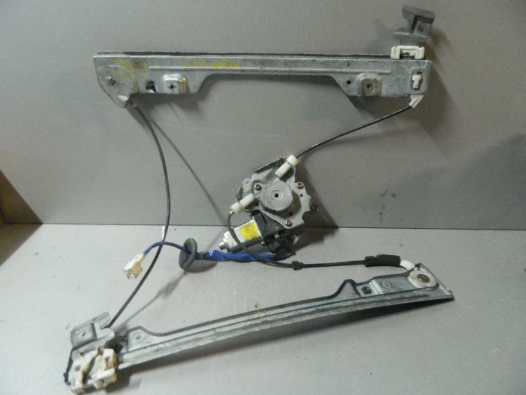 Стеклоподъемник NISSAN PRIMERA P12 Перед Лев (Контрактный) 79591730