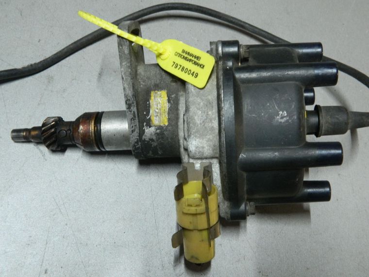 Трамблер TOYOTA 1GGE (Контрактный) 79780049