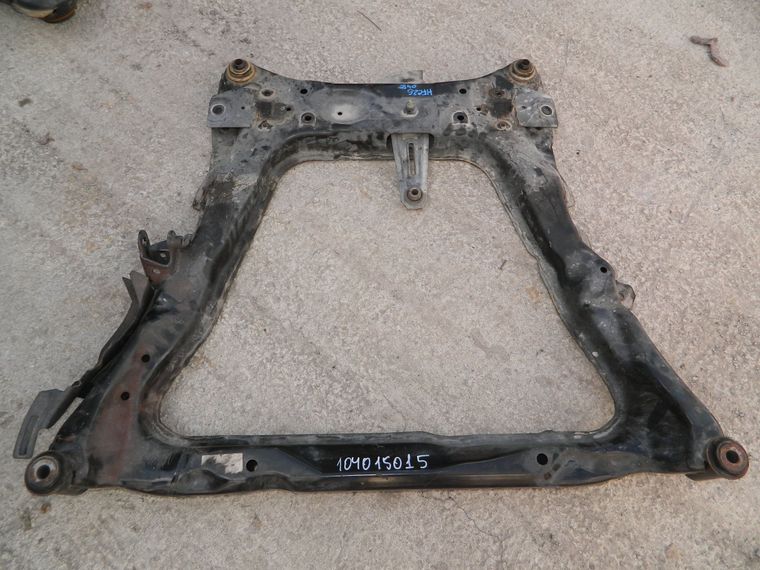 Балка под ДВС NISSAN SERENA C26 (Контрактный) 104015015
