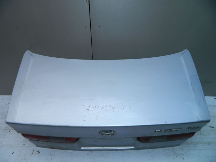 Крышка багажника TOYOTA CAMRY GRACIA SXV20 (Контрактный) 40951827