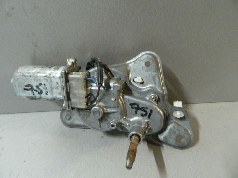 Мотор заднего дворника TOYOTA IST NCP60 (Контрактный) 81528623