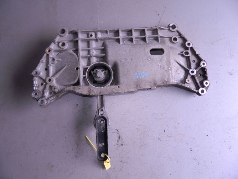 Балка поперечная под двс VOLKSWAGEN GOLF 5 1K5 (Контрактный) 94599958