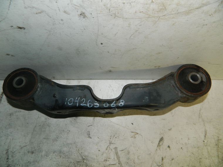Крепление редуктора SUBARU XV GP7 (Контрактный) 104263068